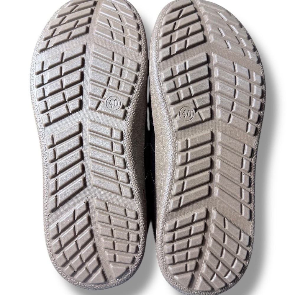 NEW Womens Black Puffer Lined Slip On Shoes Fur Lined Warm Winter Size 9 fluffy - Picture 4 of 11